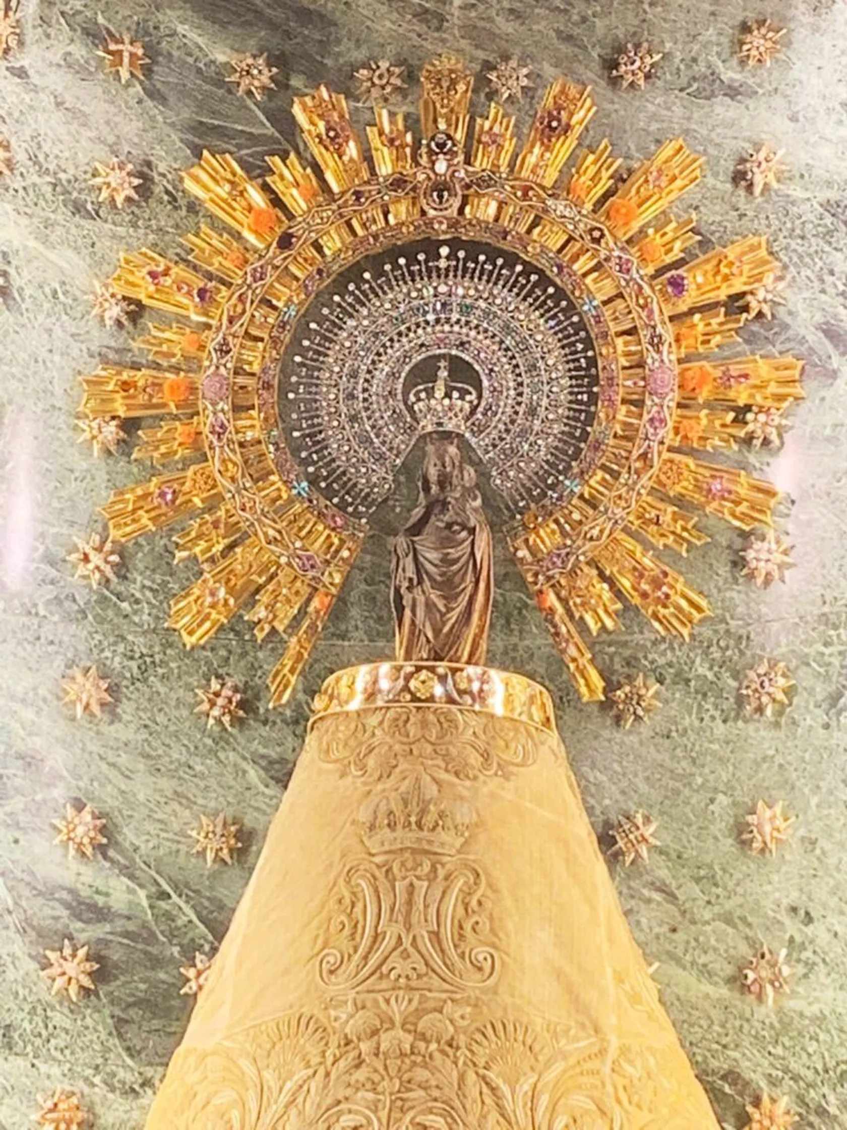 Virgen-1-min-1-768x1024.jpg