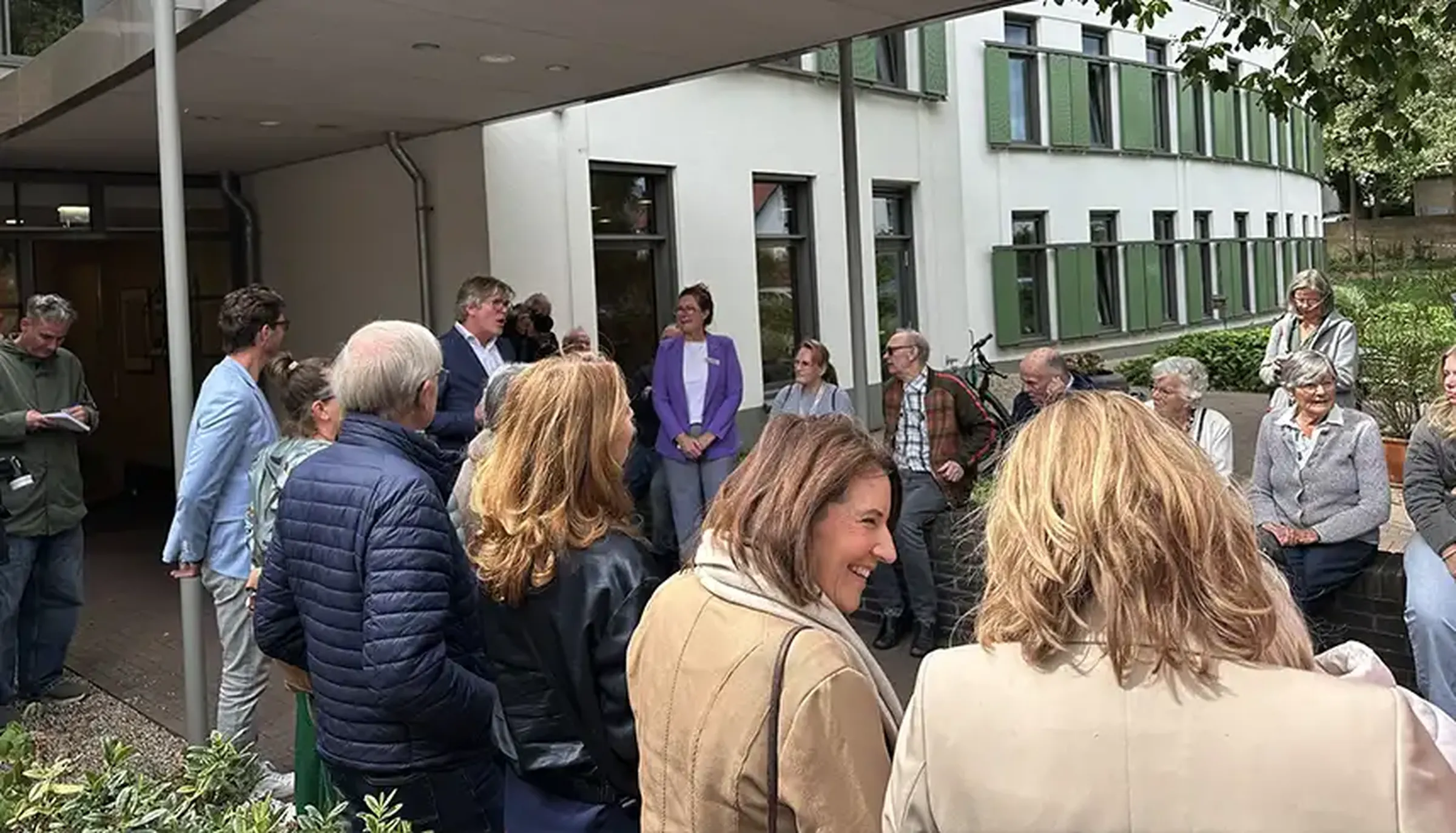 Vergeet mij niet pas opening hilversum