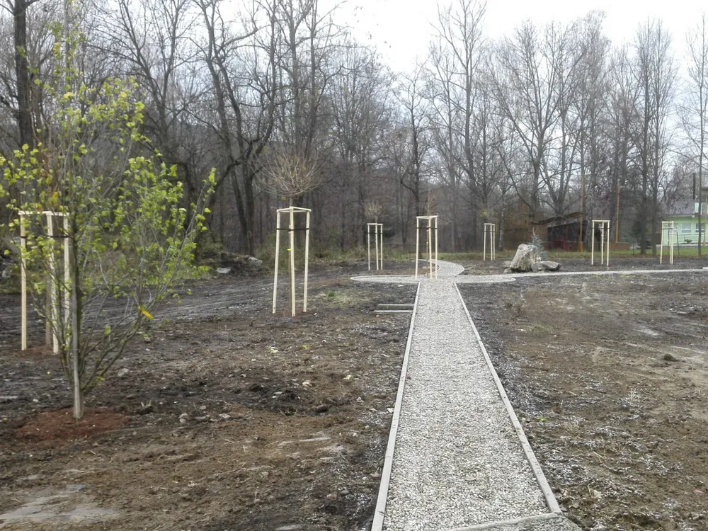 Park v obci Mestečko – Mestečko, fotografia 15