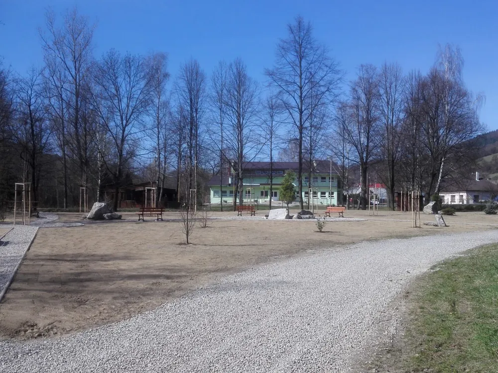 Park v obci Mestečko – Mestečko, fotografia 10