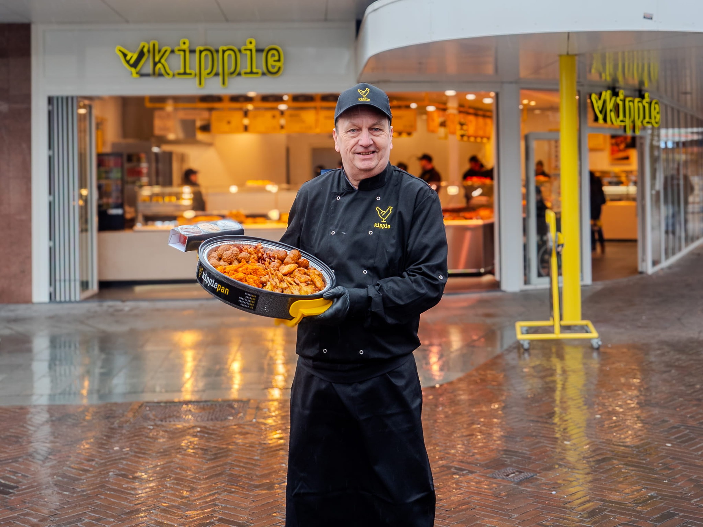 Kippie ondernemer voor de winkel in Venray