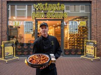 Kippie ondernemer voor de nieuwe Kippie winkel in Leeuwarden.