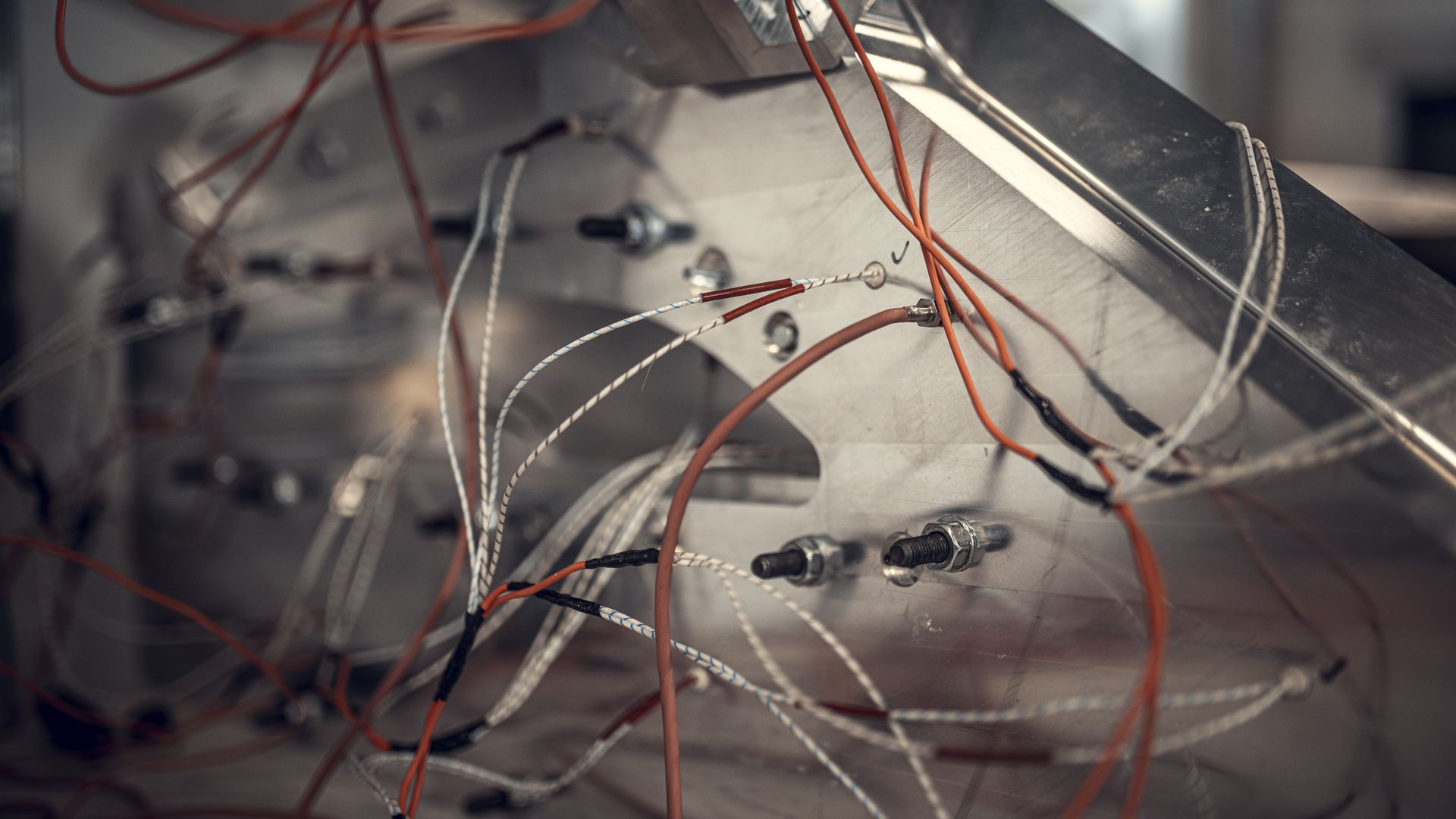 Ex-Core Wires Heating Solution