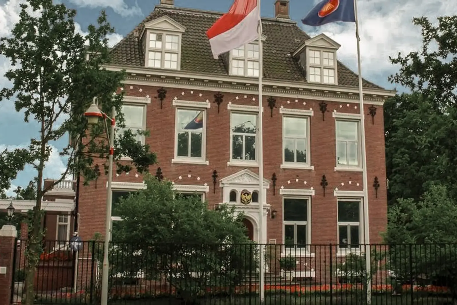 Indonesian Embassy Image