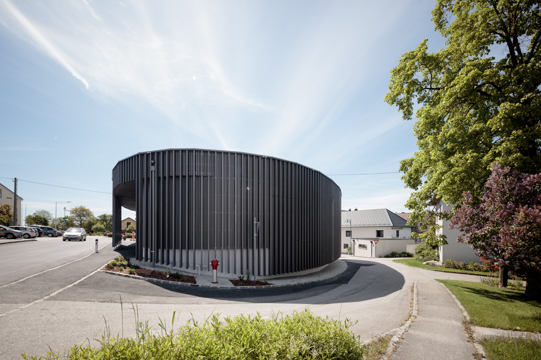 NAHVERSORGER UND AMTSGEBÄUDE KLEINZELL IM MÜHLKREIS