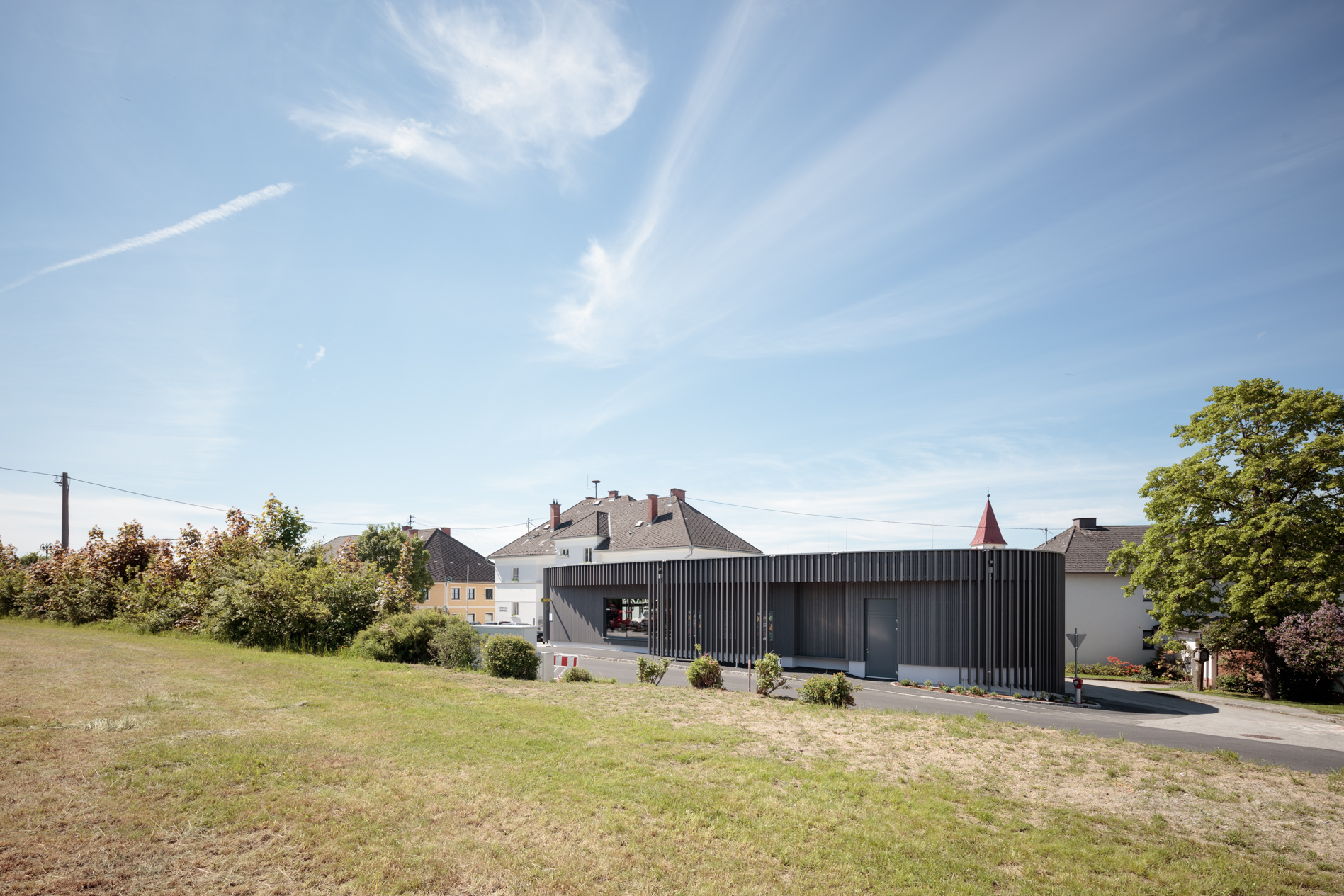 NAHVERSORGER UND AMTSGEBÄUDE KLEINZELL IM MÜHLKREIS