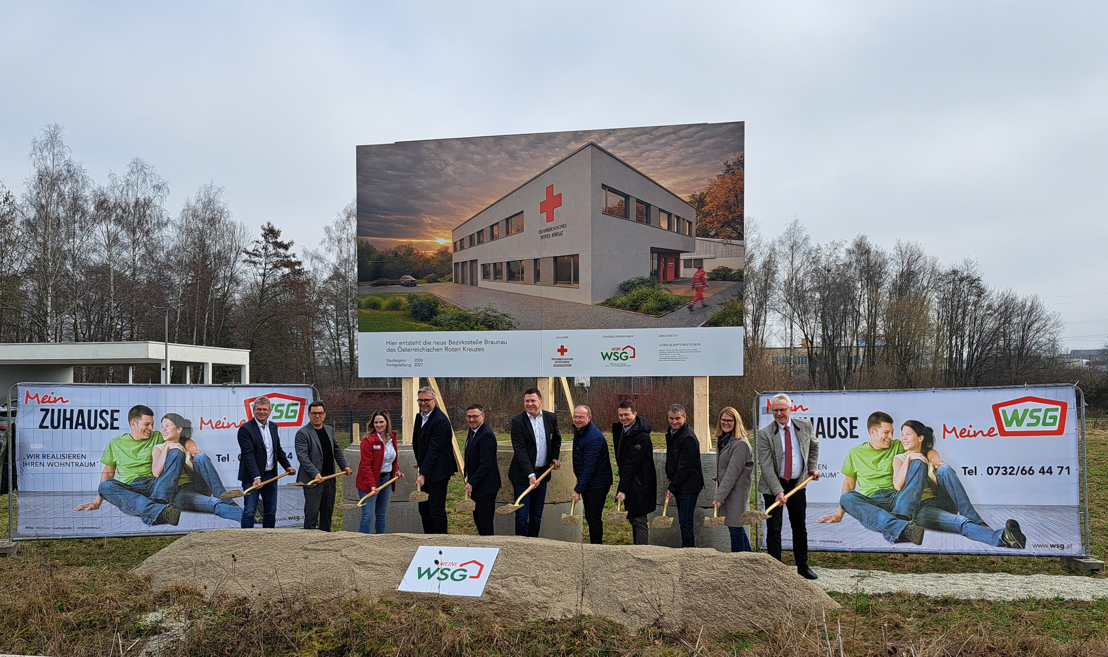Spatenstich für die neue Bezirksstelle des Roten Kreuzes in Braunau!