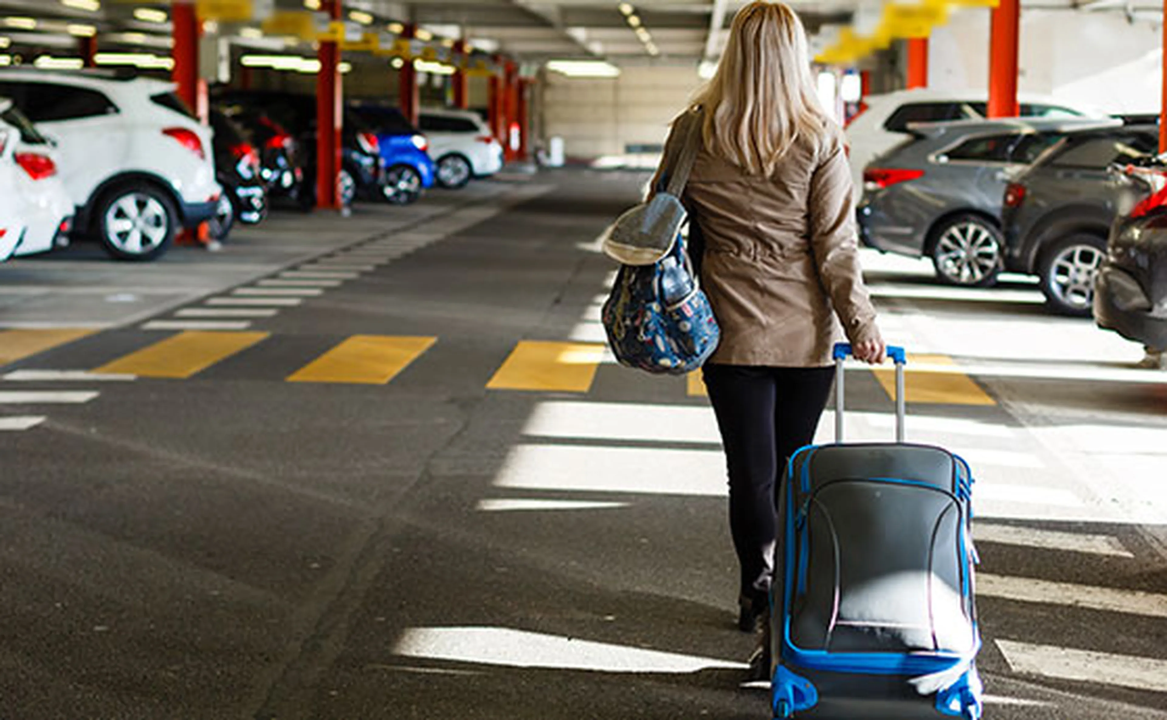 Find on airport parking