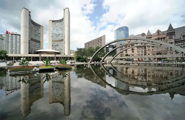Toronto (YYZ)