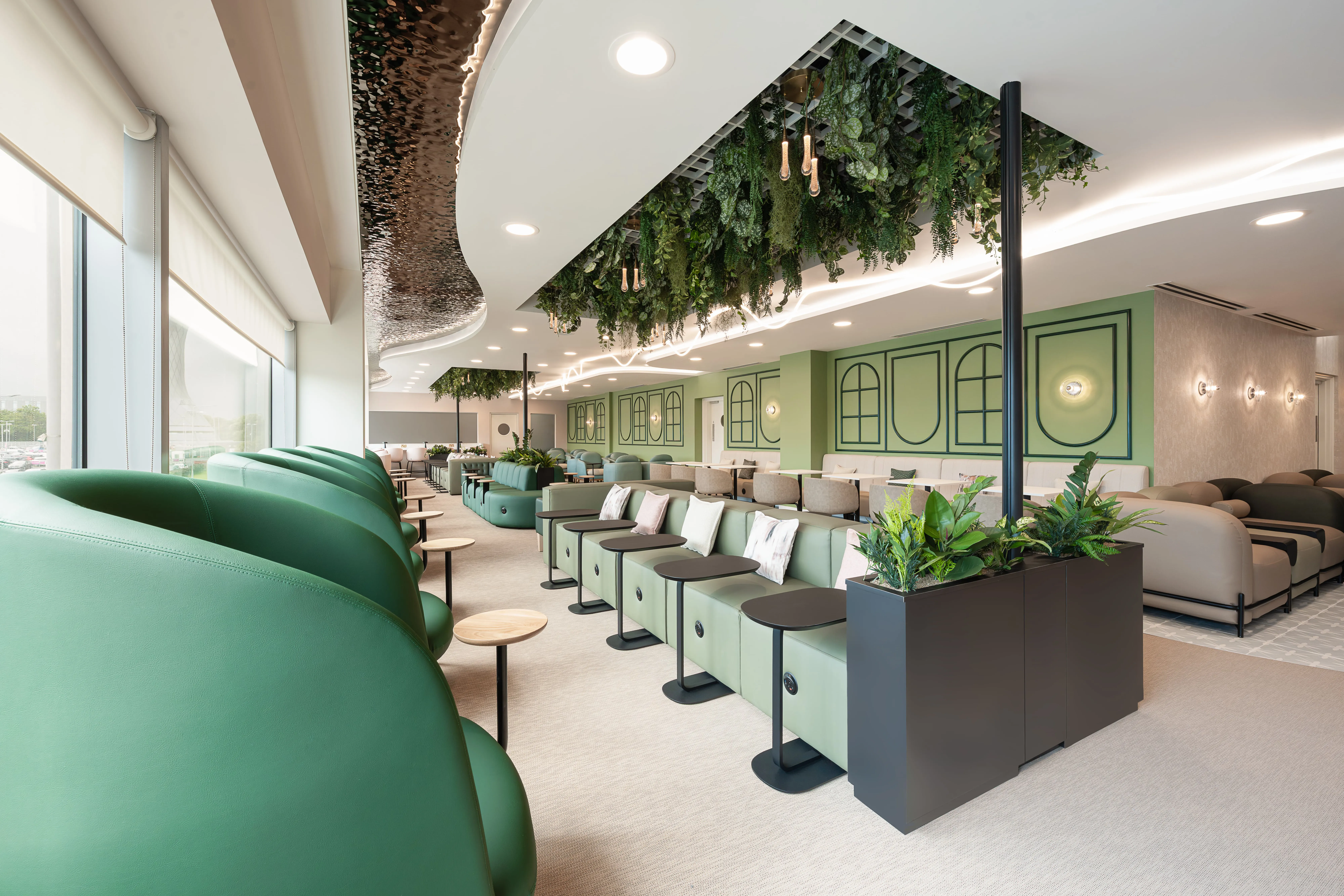 Edinburgh Airport Escape Lounge