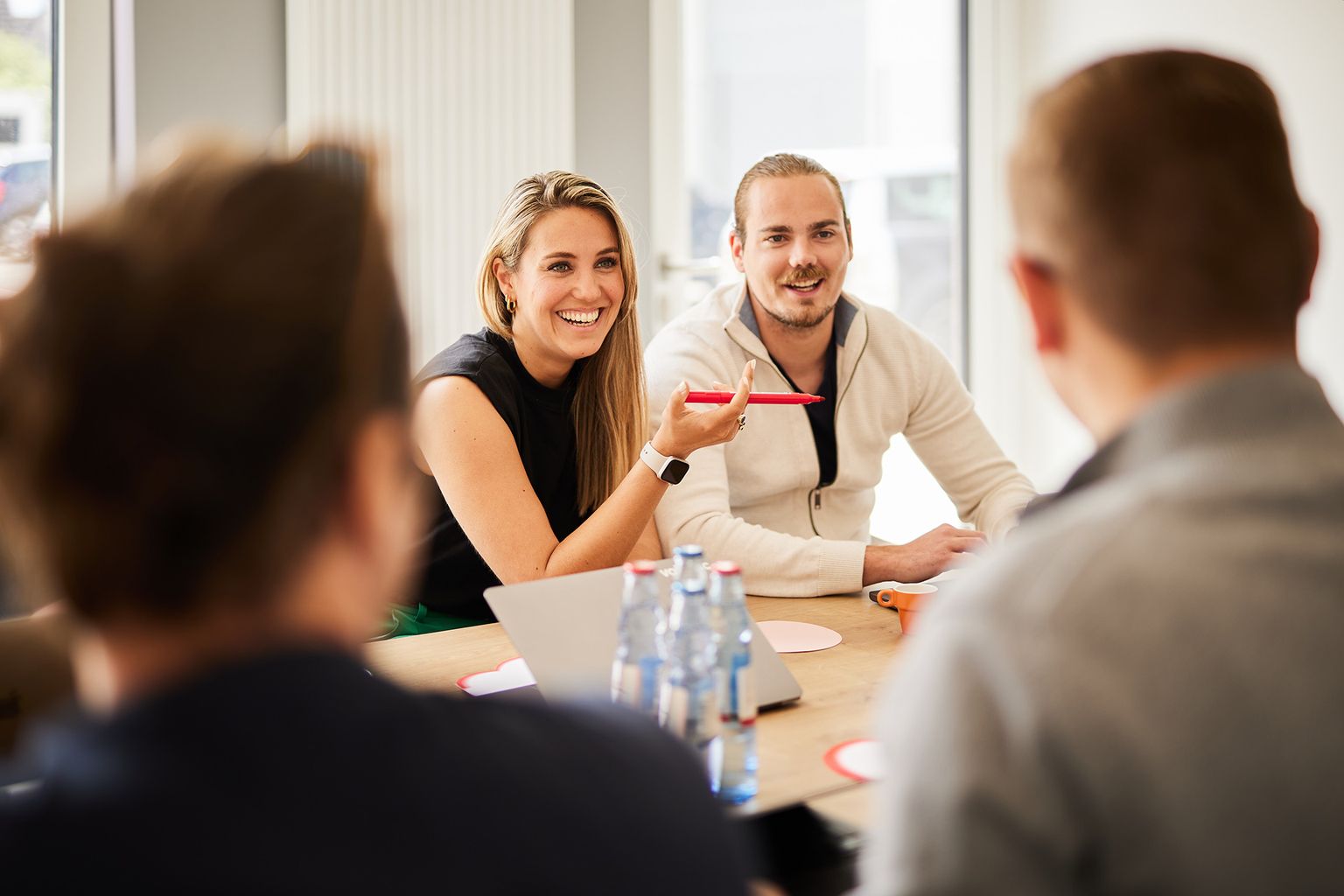 Meeting im Büro von valantic