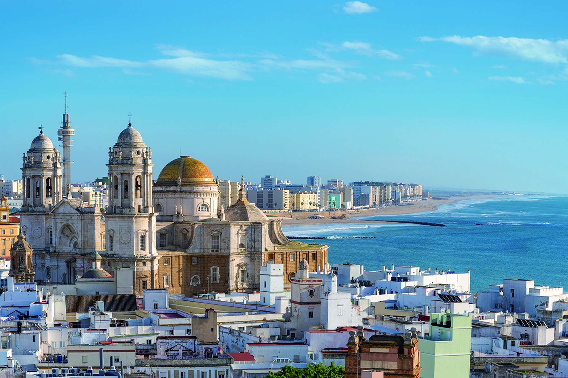 The historic skyline of Cádiz
