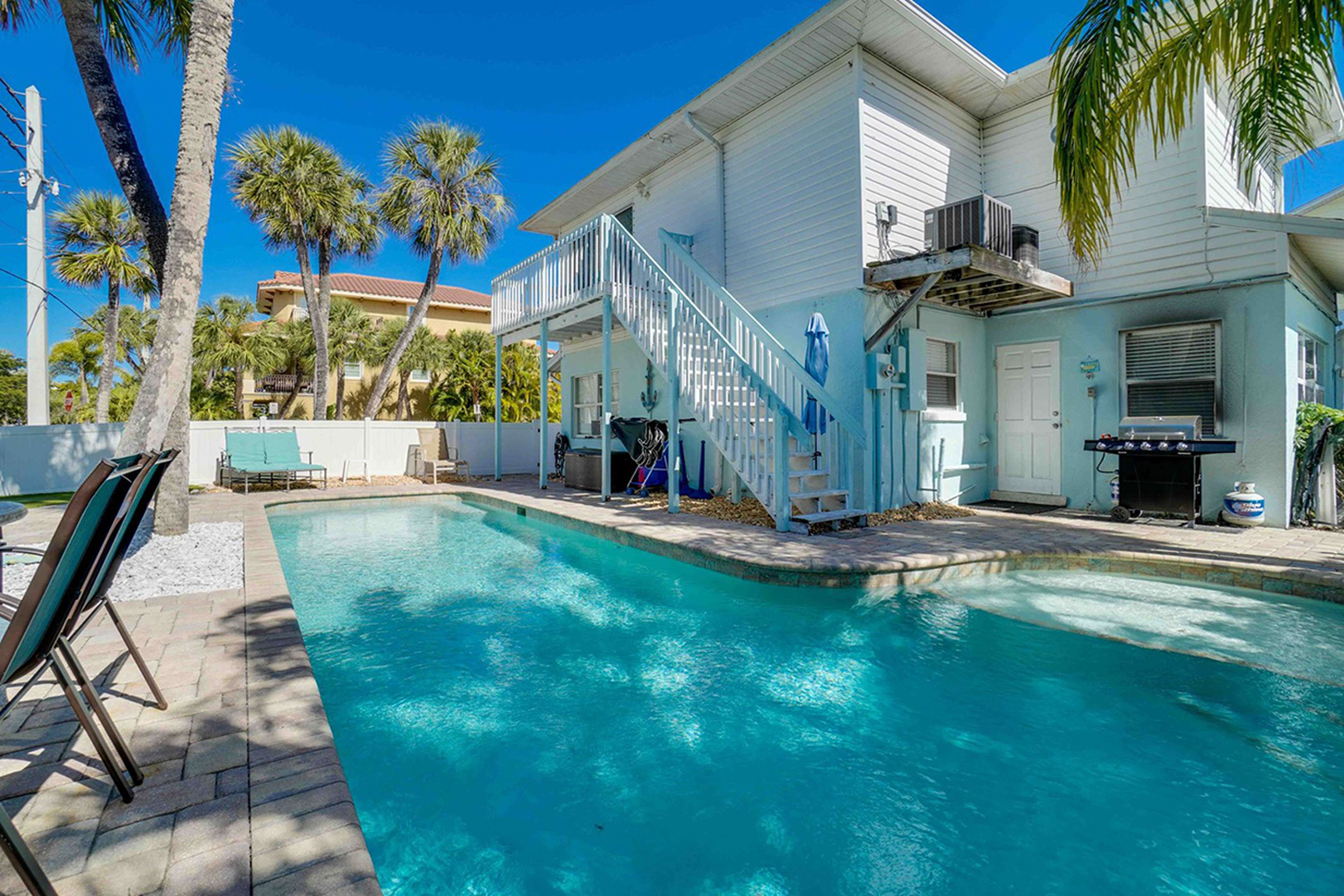 Private Homes, Villas & Condos: Anna Maria Island