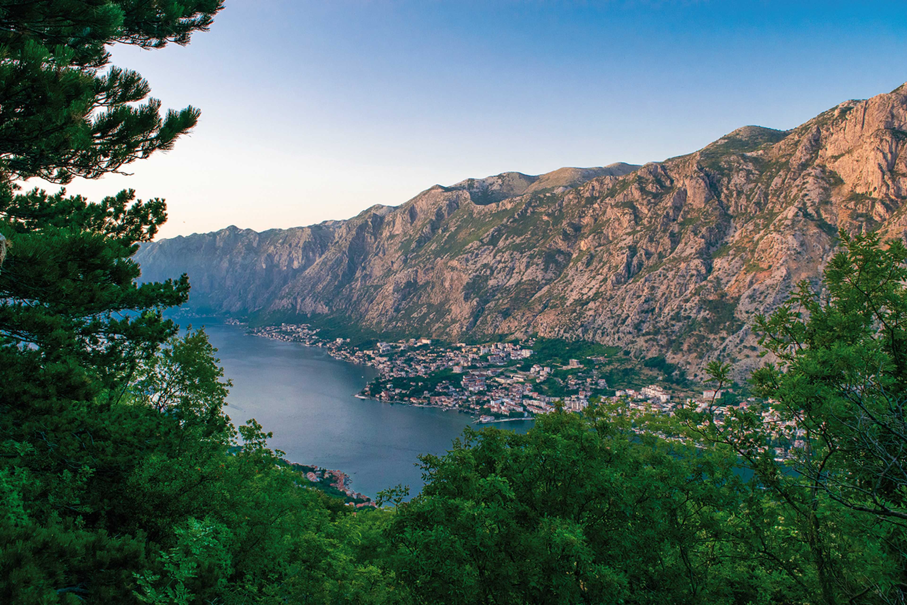 Montenegro's national parks, valleys & canyons