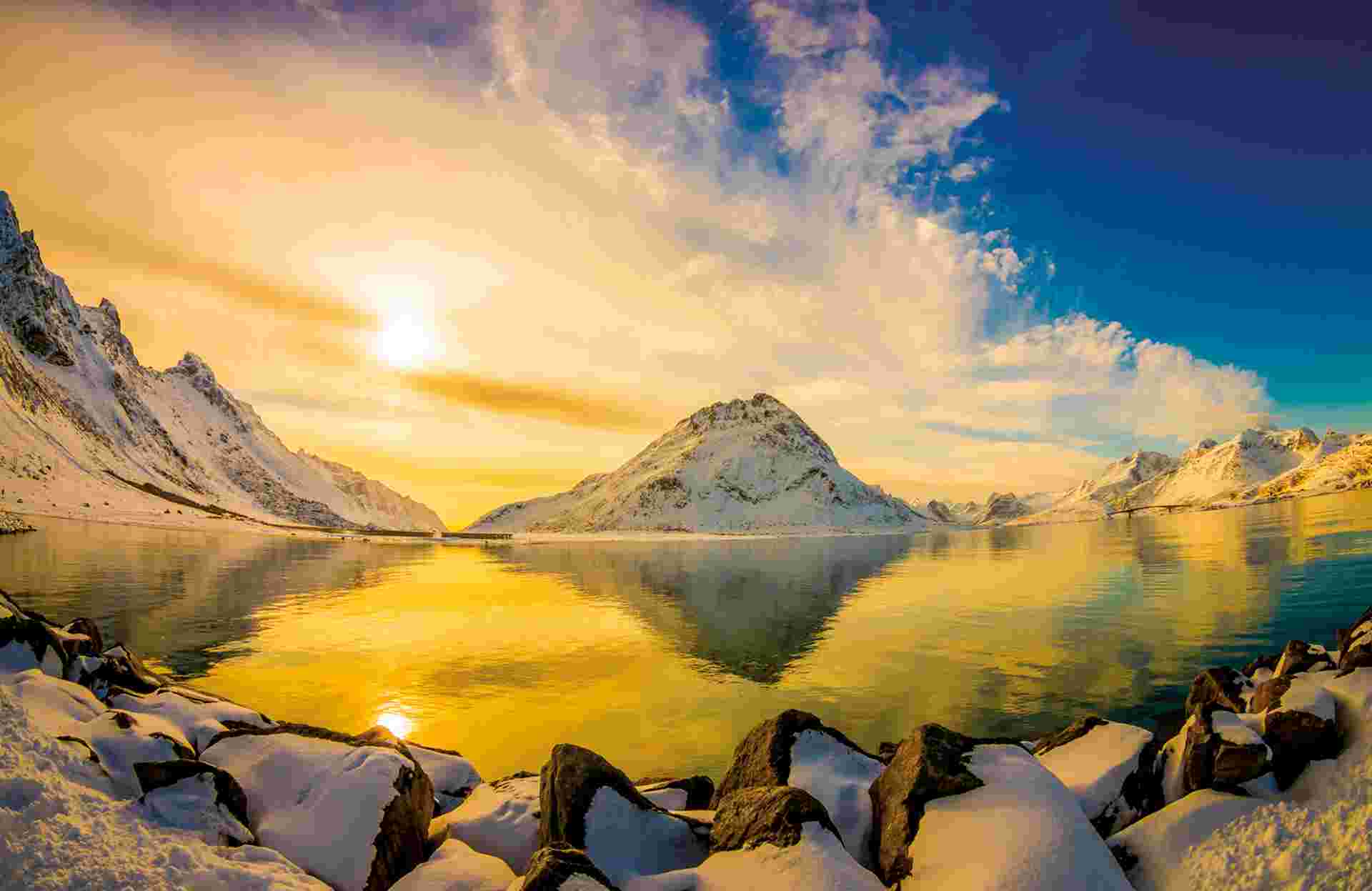 Norway Winter Wonderland by Rail and Sea