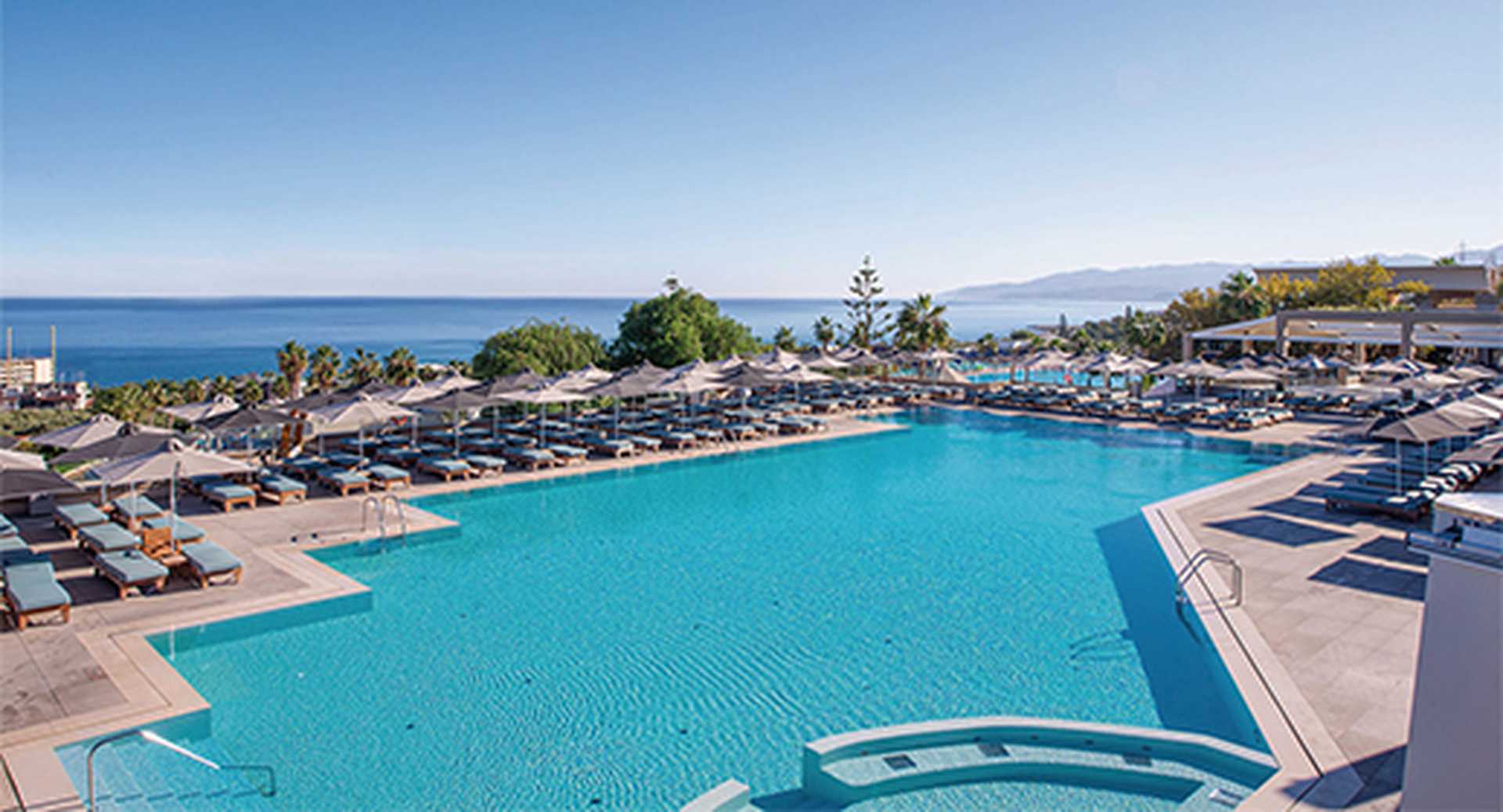 Views across the outdoor pool, Imperial Belvedere Resort
