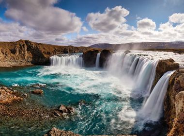 Volcanic Landscapes of Iceland and the Faroes thumbnail