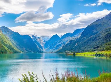 Norway's Coastal Charms & Fjordland thumbnail
