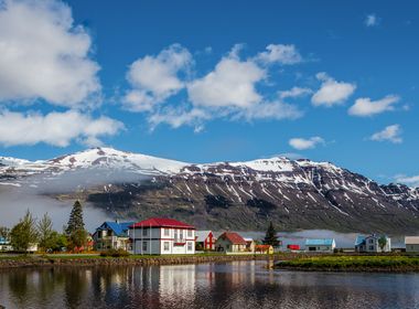 Natural Wonders & Wildlife of Iceland thumbnail