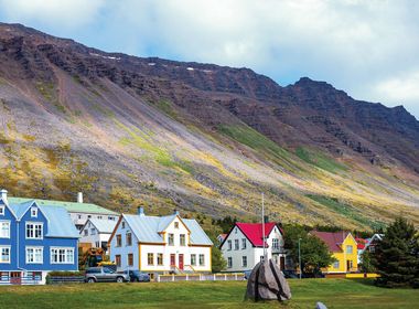 Glaciers, Geysers & Waterfalls of Iceland thumbnail