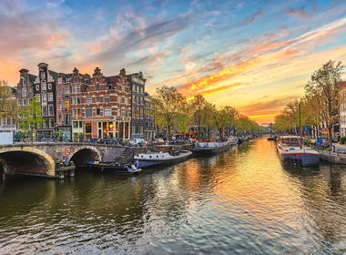 Weekend Escape to Amsterdam thumbnail