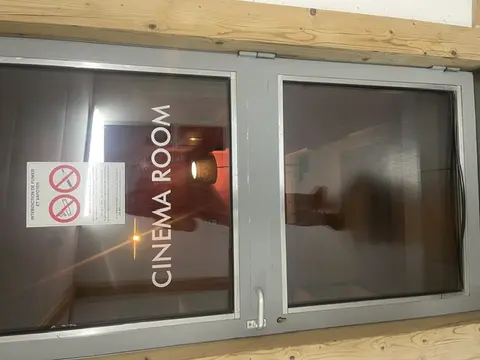 Salle de conférence et de cinéma