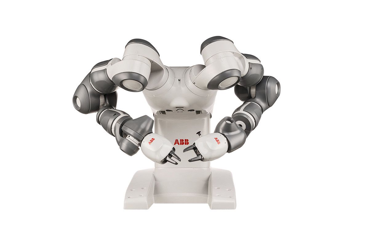 Celebrating a Decade: The First YuMi Giftwrapper by Cognibotics