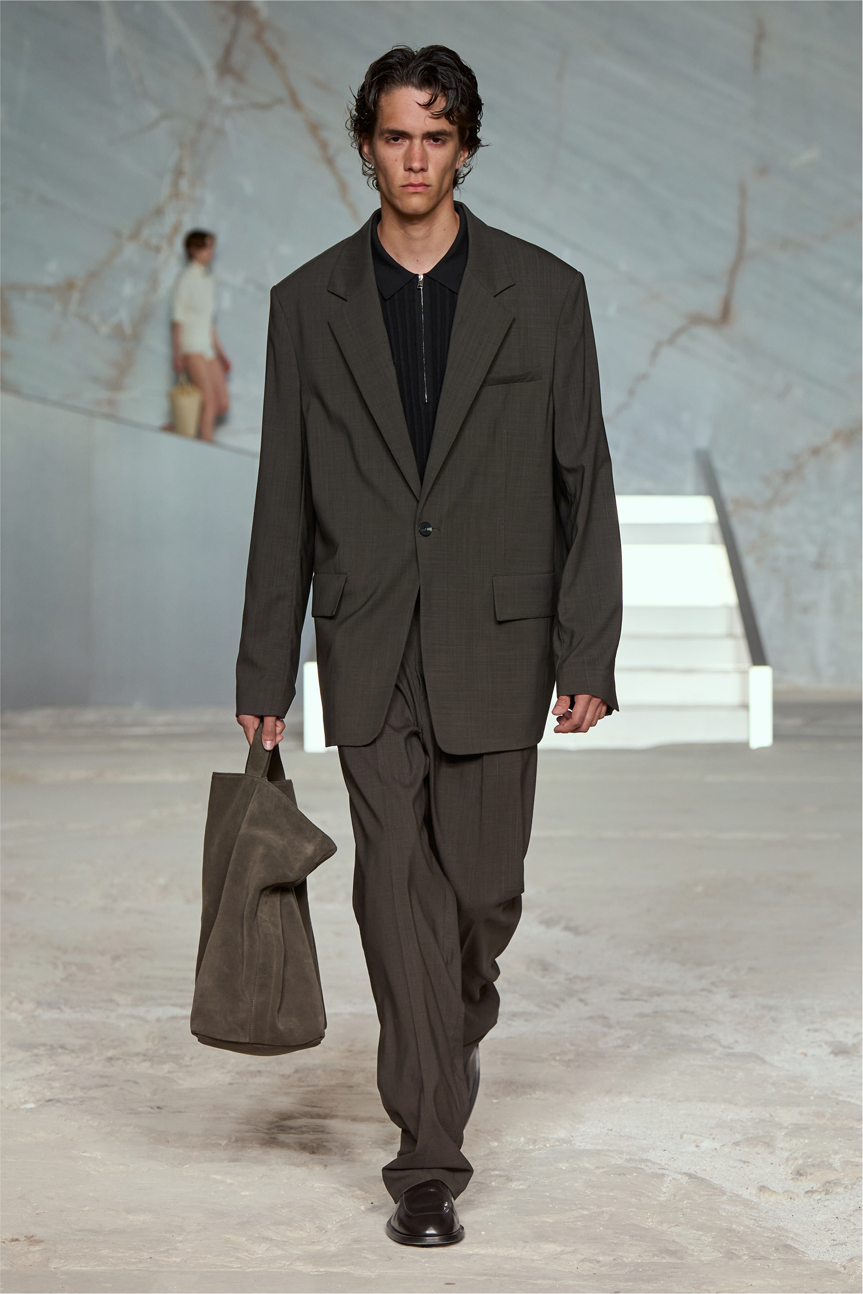COS テーラードジャケット　ランウェイライン COS テーラードジャケット ランウェイライン SS24 Runway｜COS コス