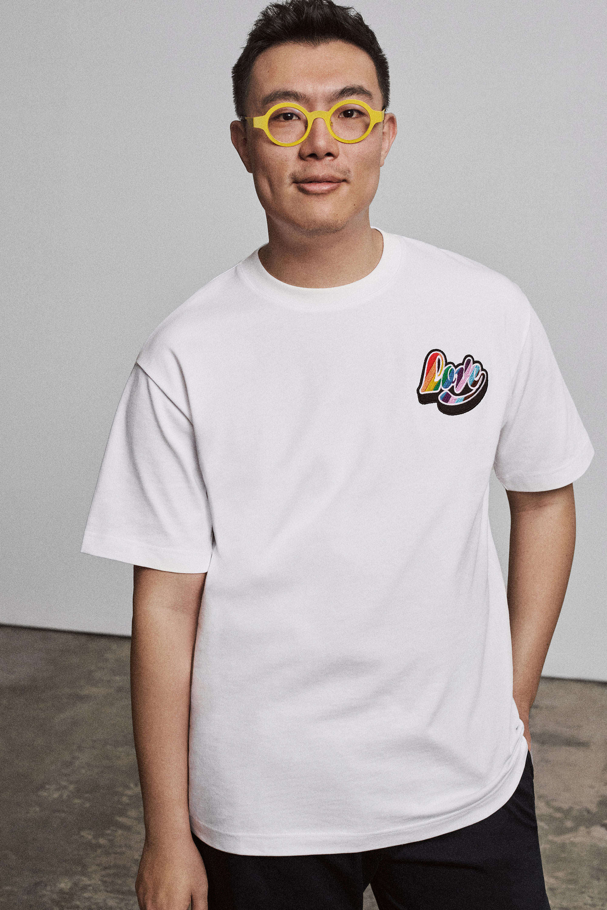 2000x3000_pride_cos_31.jpg