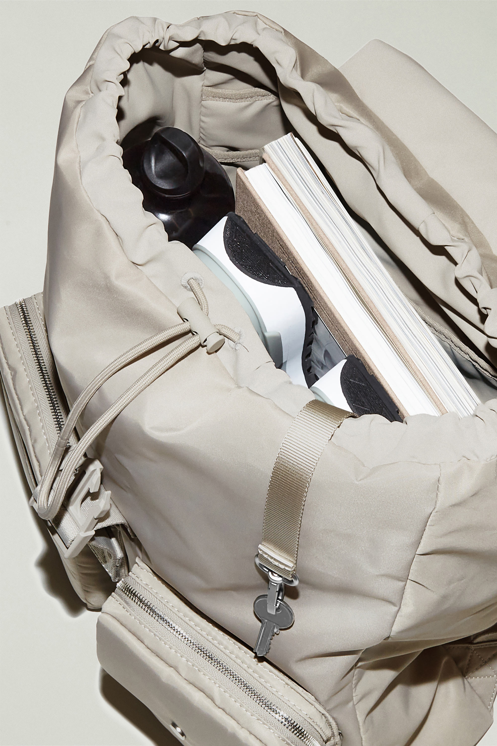 200x3000_mens_bags-4.jpg