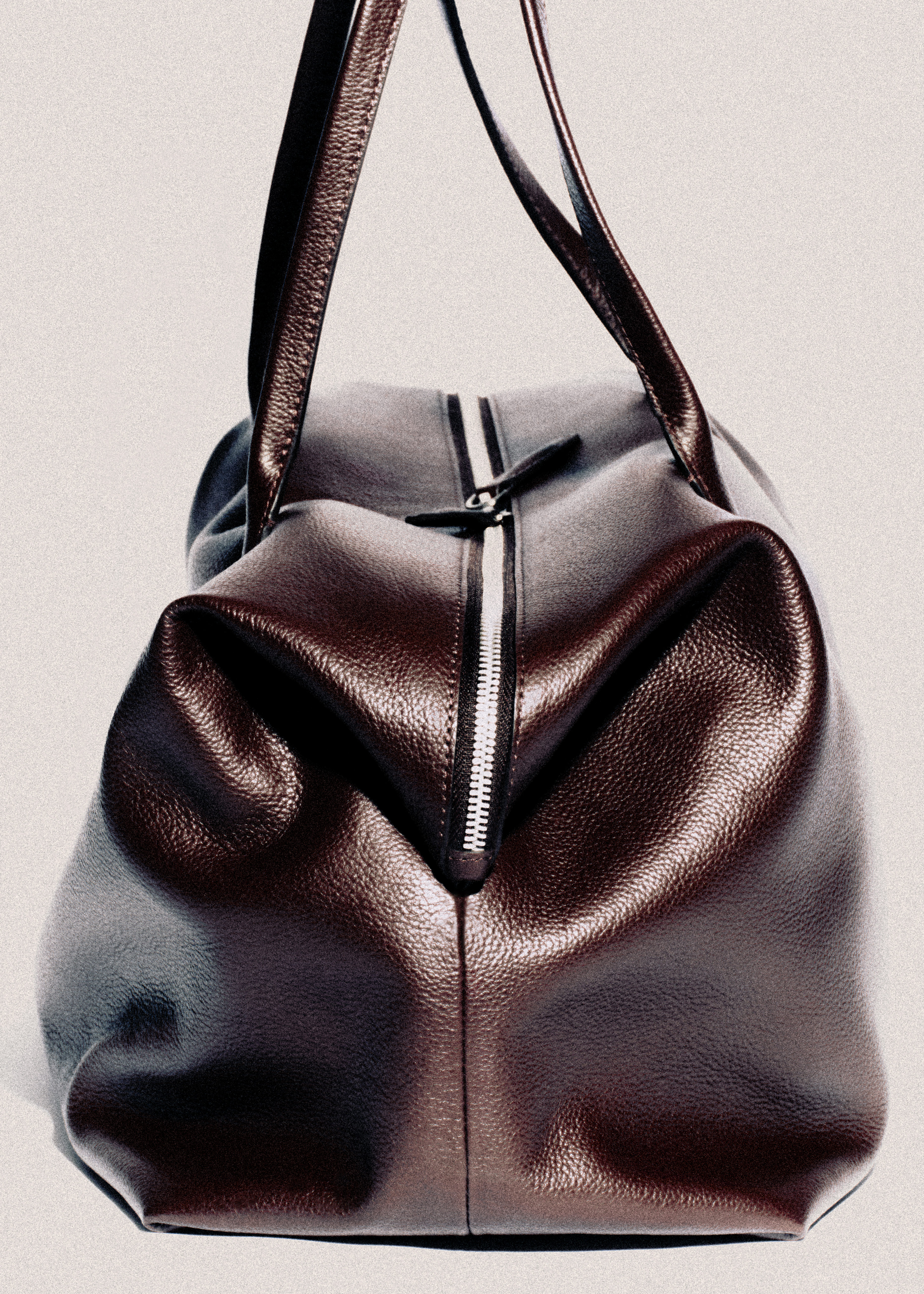 SLOUCHY TOTE - LEATHER - BLACK | COS US