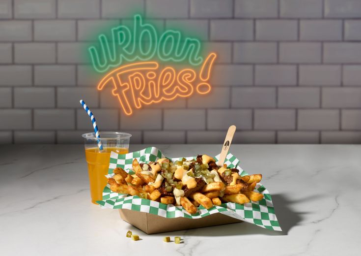 Urban Fries 10 mm Loaded fries Smash Burger landscape