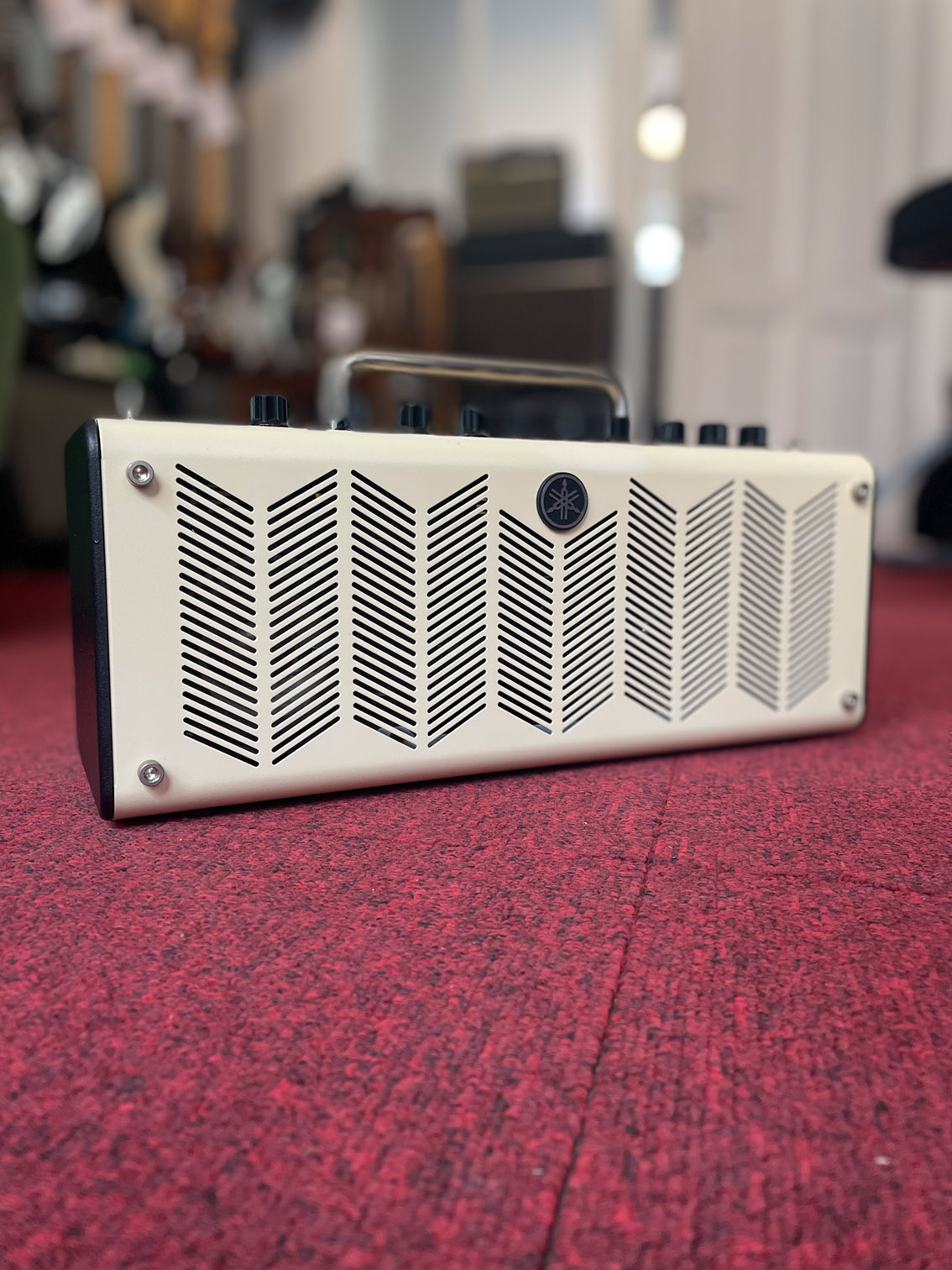 Yamaha THR10 Amp
