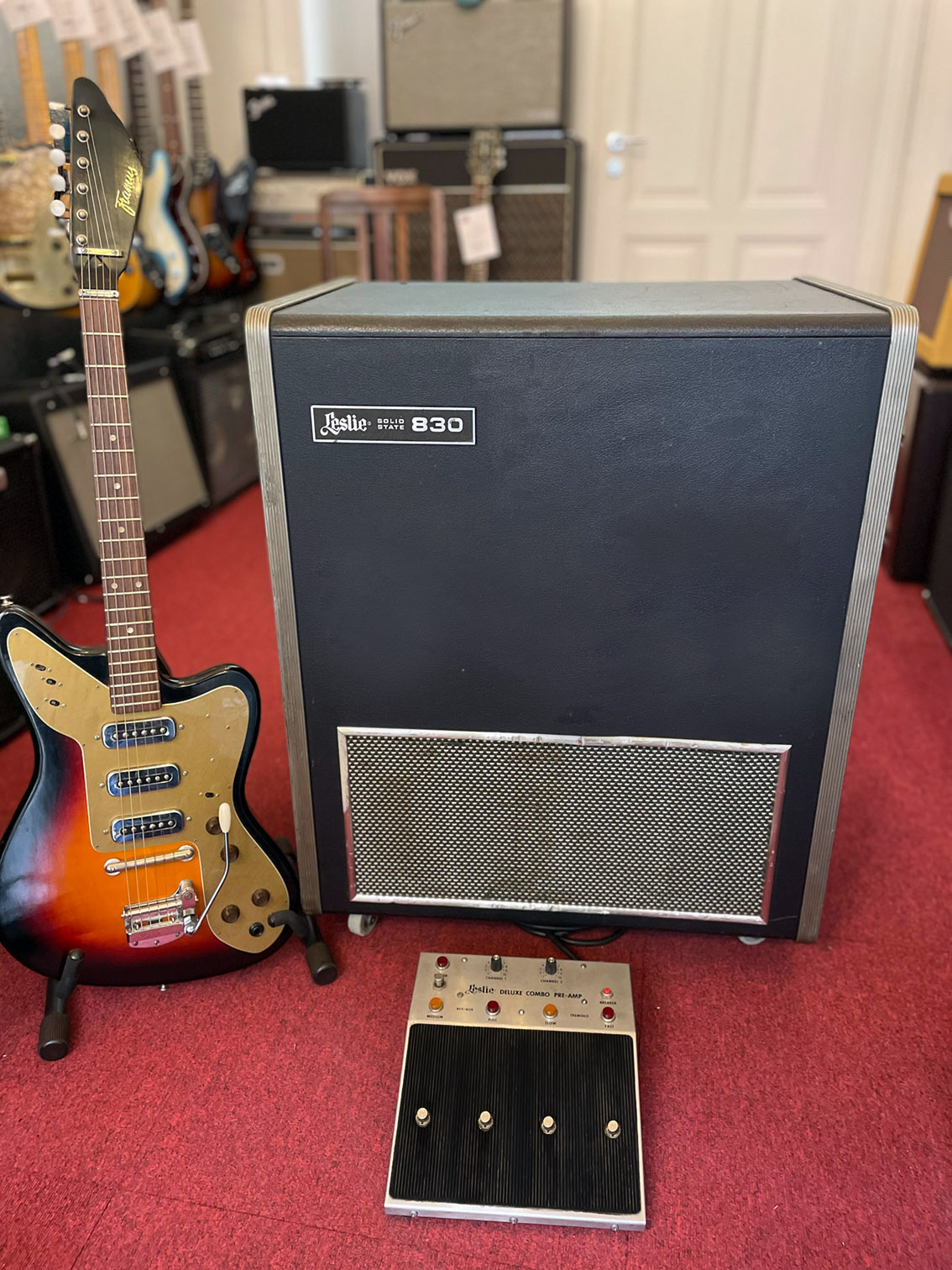 Leslie Modell 830 mit Deluxe Combo Pre-Amp BJ 1971