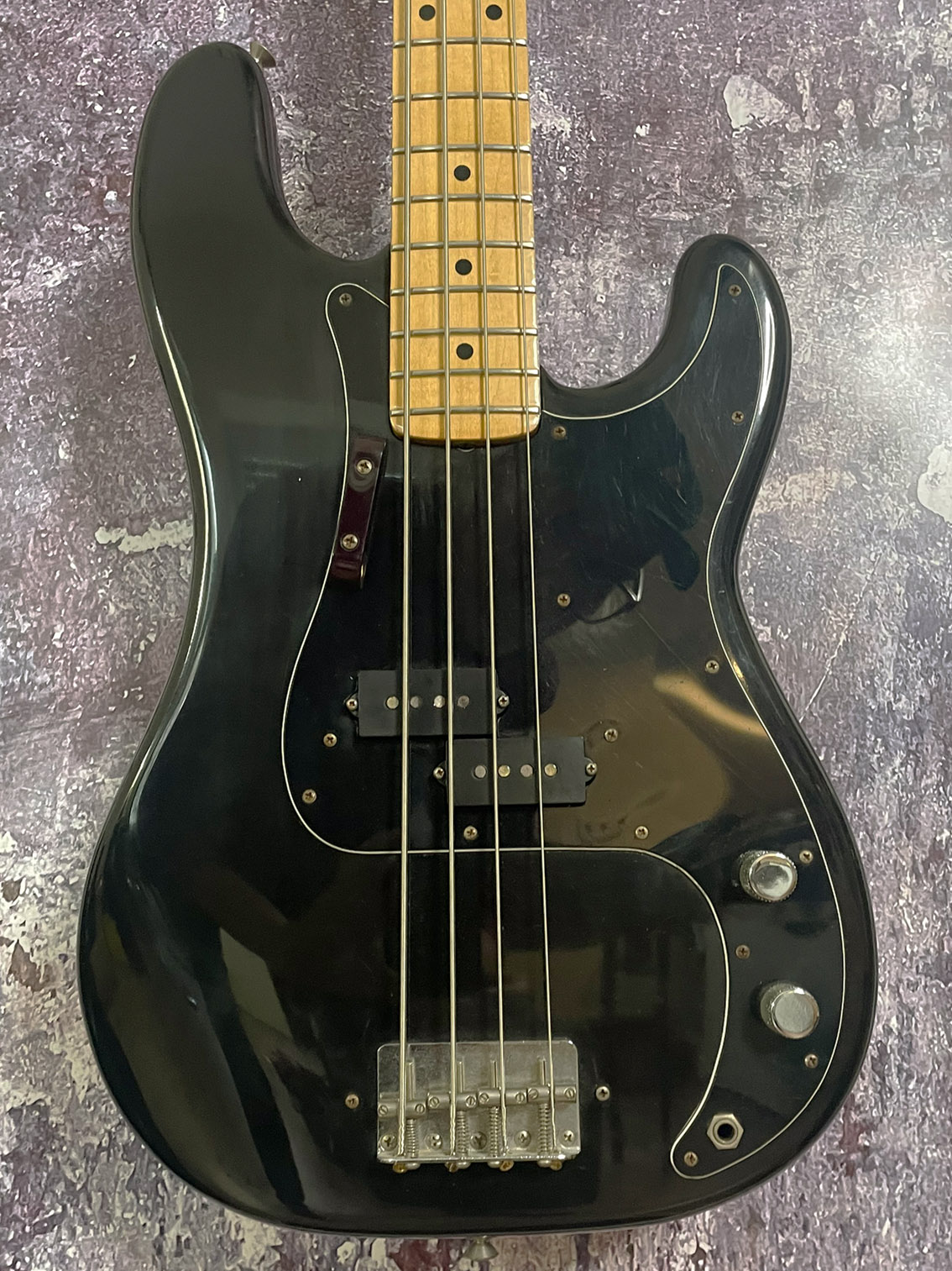 Fender Precision Bass BJ 1981