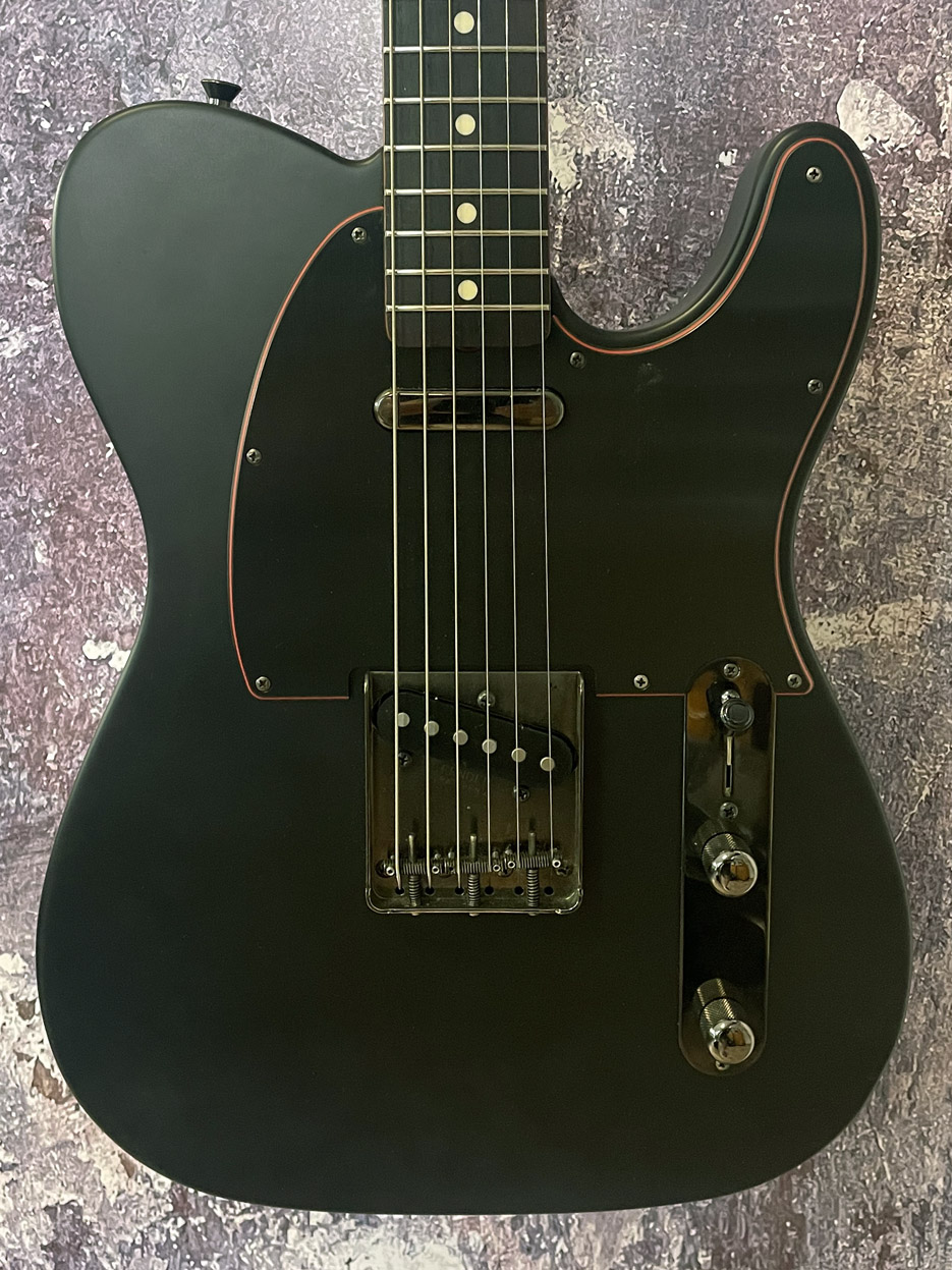 Fender Limited Edition Noir Telecaster Japan BJ 2021