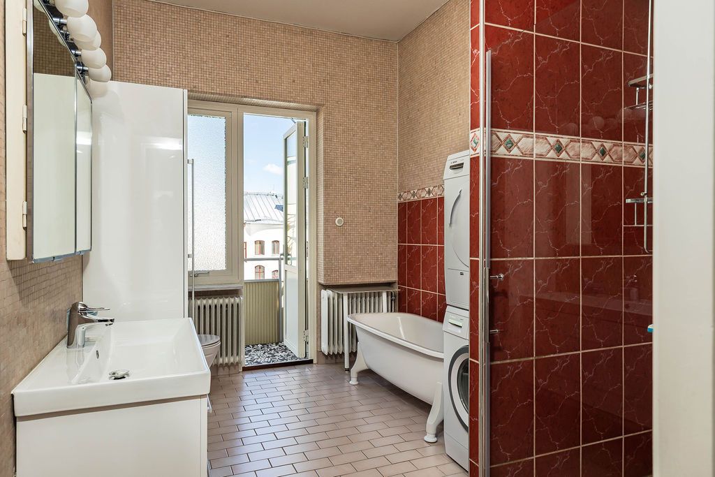 Property image 24