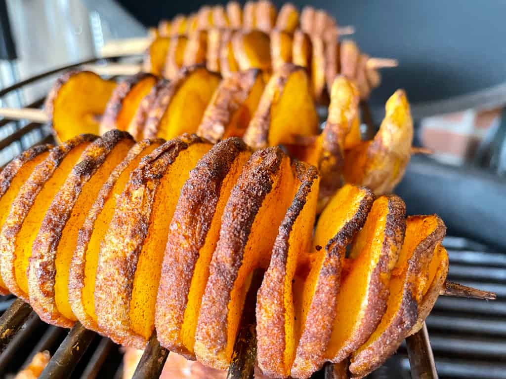 Aardappel twisters van de barbecue