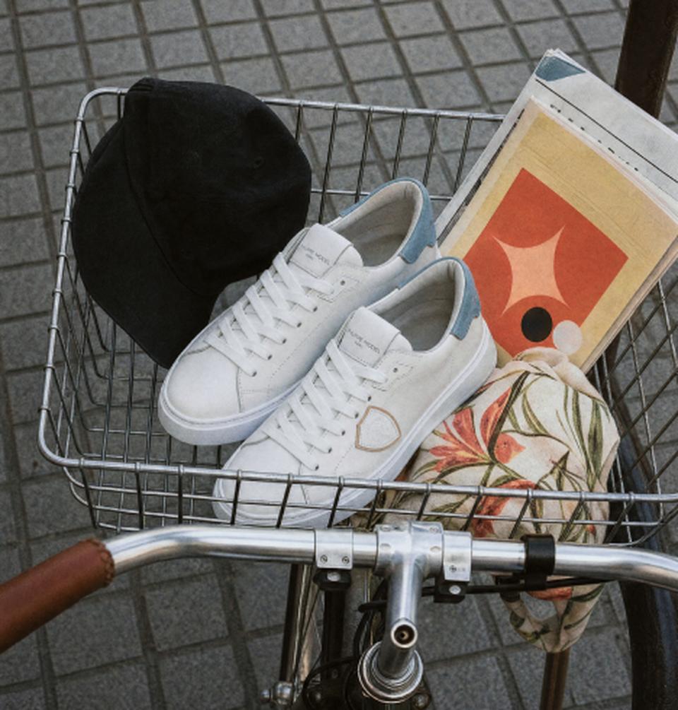 Philippe Model sneakers temple men white light blue