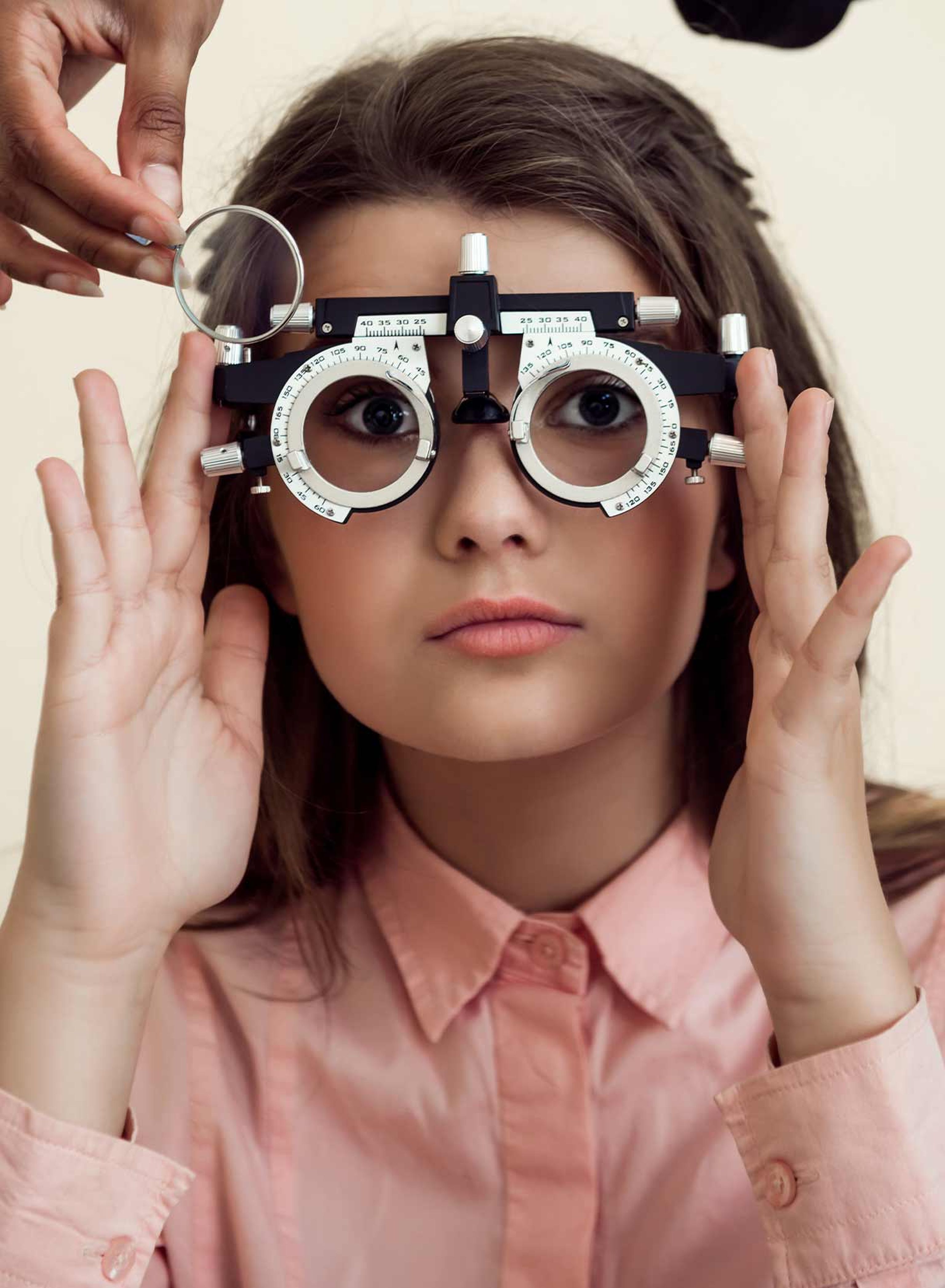 Ipermetropia latente e manifesta: come riconoscerle e correggerle con il laser occhi