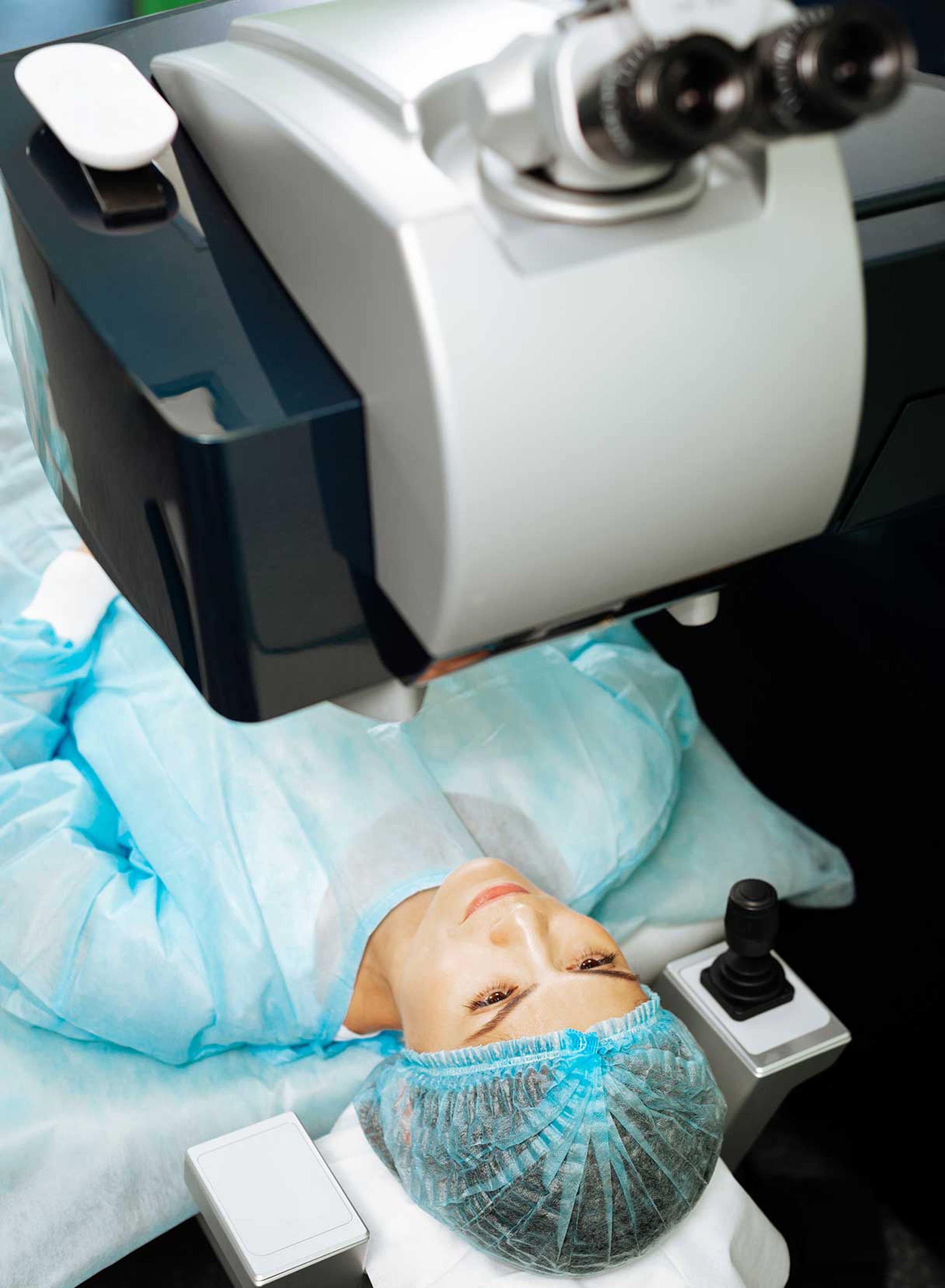 Intervento laser occhi: qual è il risparmio nel lungo termine?