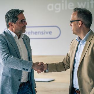 Handshake Ivalua x XL2