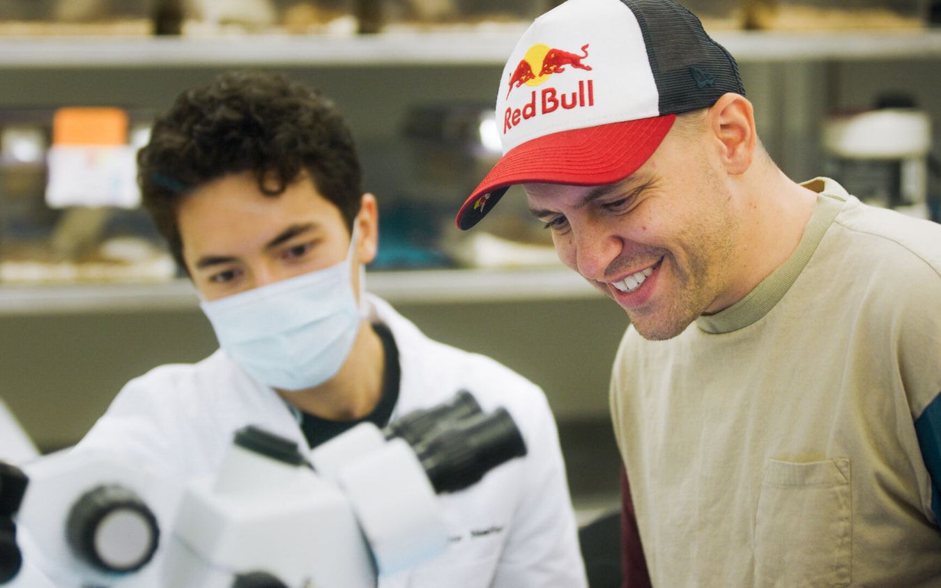 David “GrandPooBear” Hunt visiting the research facility of the University of Texas.