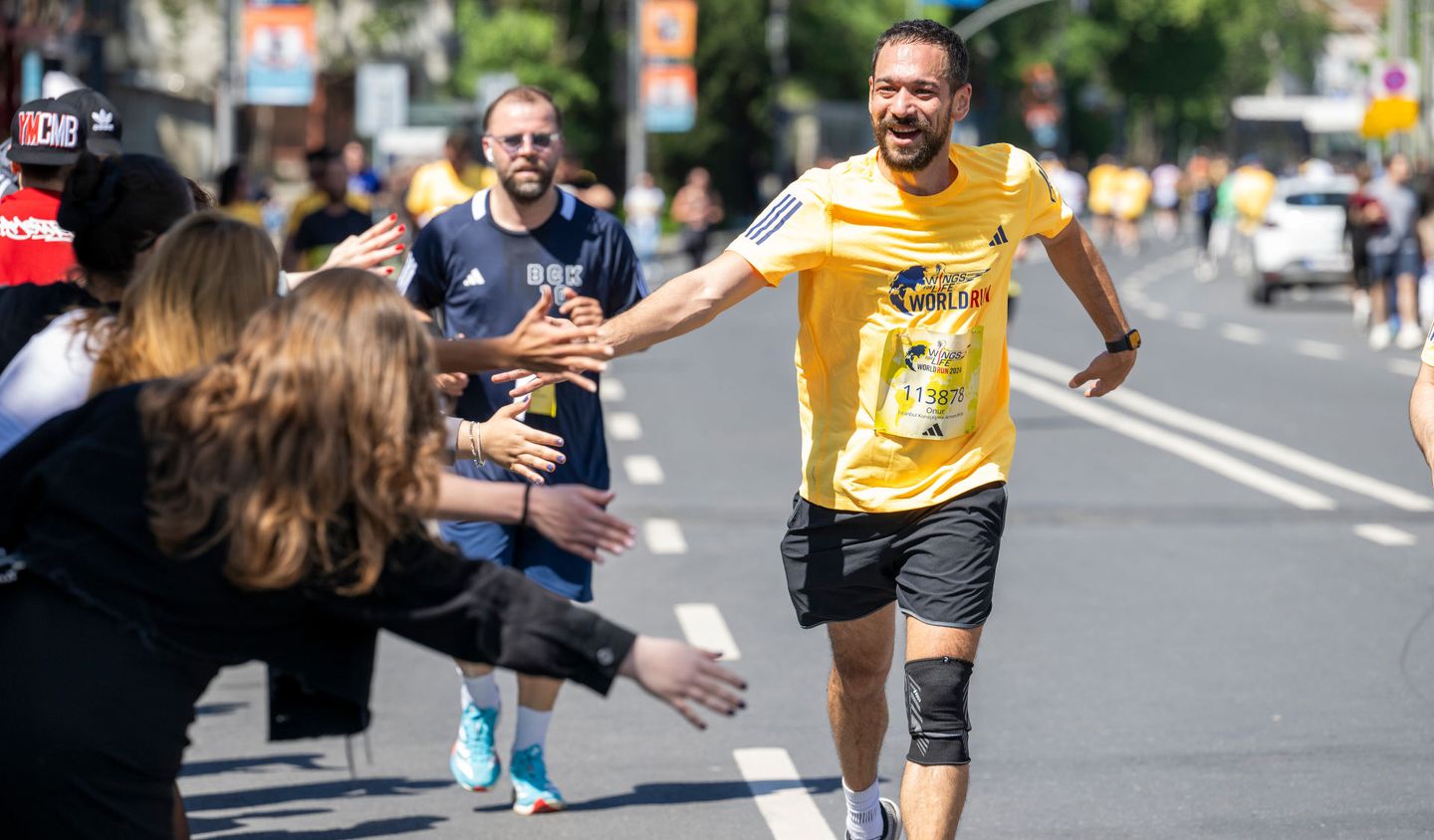 Participants perform during the Wings for Life World Run App Run in Istanbul, Turkey on 5 May, 2024.