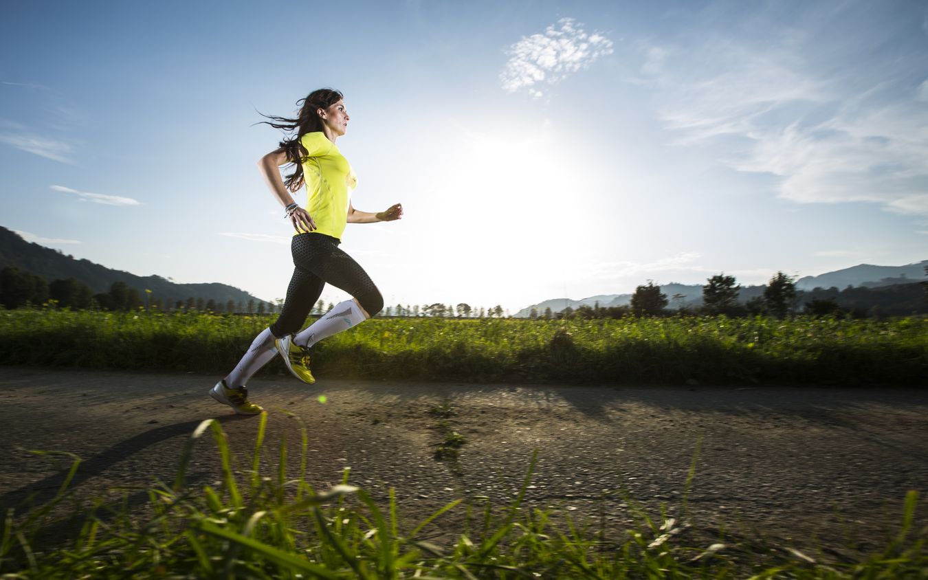 Hero image: Trainingsplan für Anfänger:innen: So läuft es beim ersten Laufevent fast von alleine