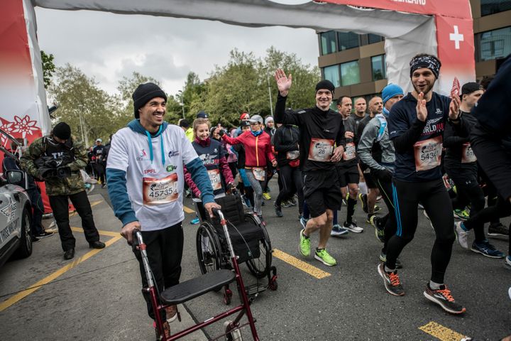 Hero image: Paralysis patient inspires over 120,000 participants with walk across Wings for Life World Run start