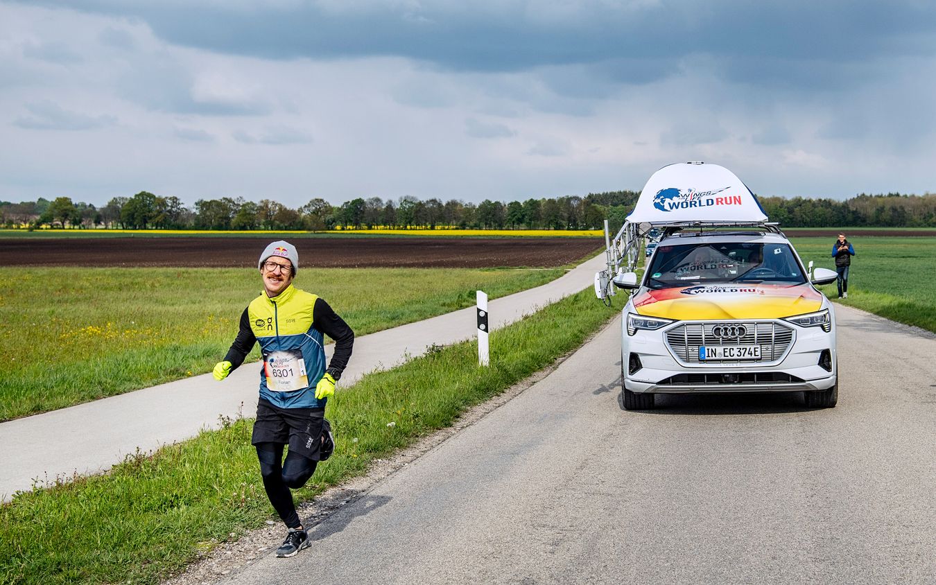 Hero image: Alle für ein Ziel: laufe mit deinen Vorbildern und werde Teil ihres Teams!