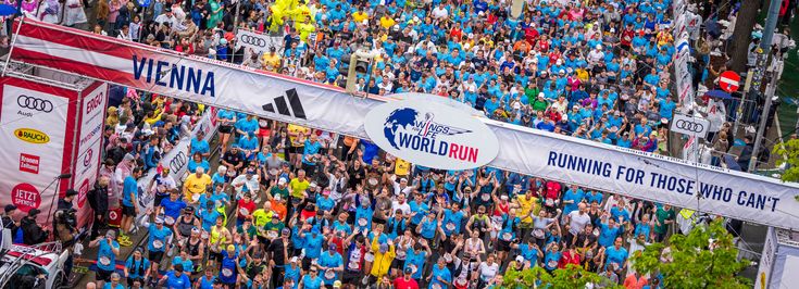 Starting Line of the Flagship Run Vienna 2025