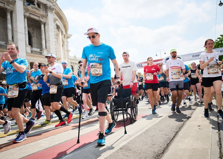 Teaserimage: It's time to lace up for the largest running event in the world