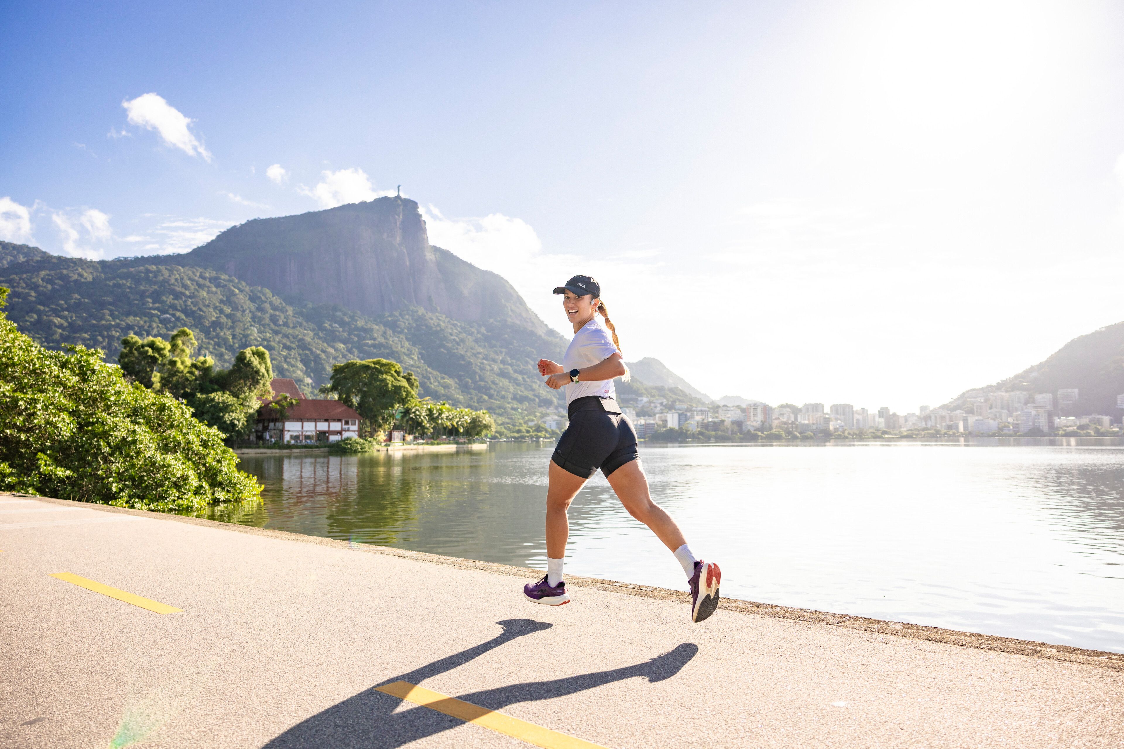 Manu Cit running at Wings for Life World Run in Rio de Janeiro, Brazil on May 04, 2025.